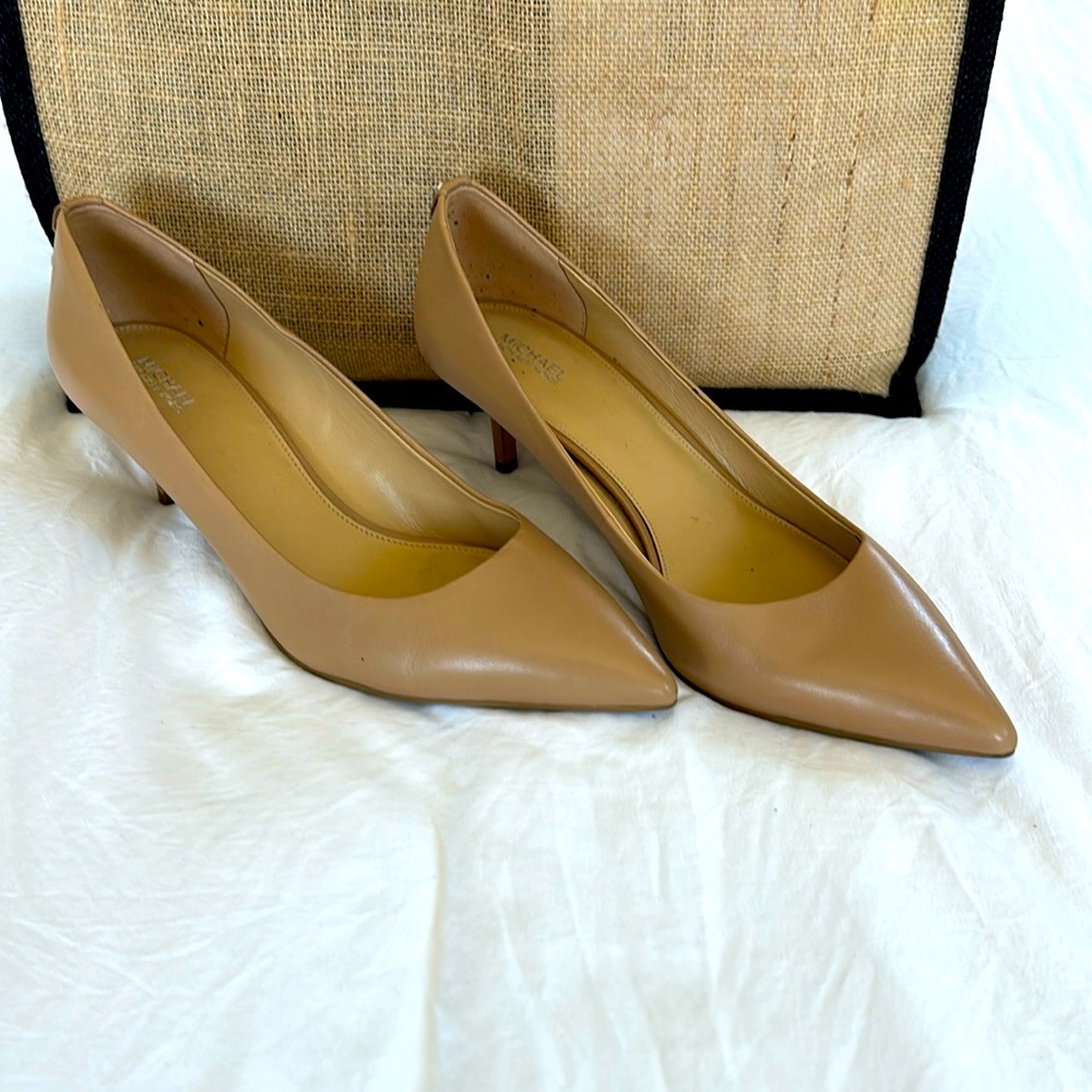 MK size 9.5